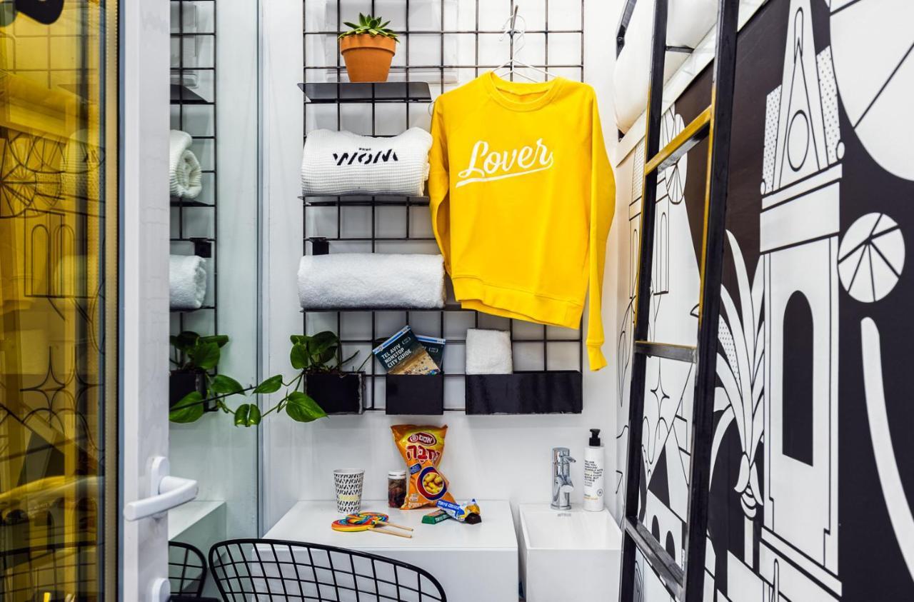 Wom Beach Pod Hotel - A Member Of Brown Hotels Tel Aviv Bagian luar foto