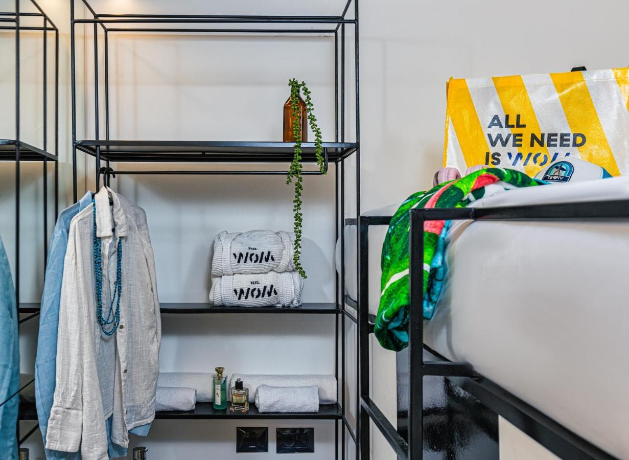 Wom Beach Pod Hotel - A Member Of Brown Hotels Tel Aviv Bagian luar foto